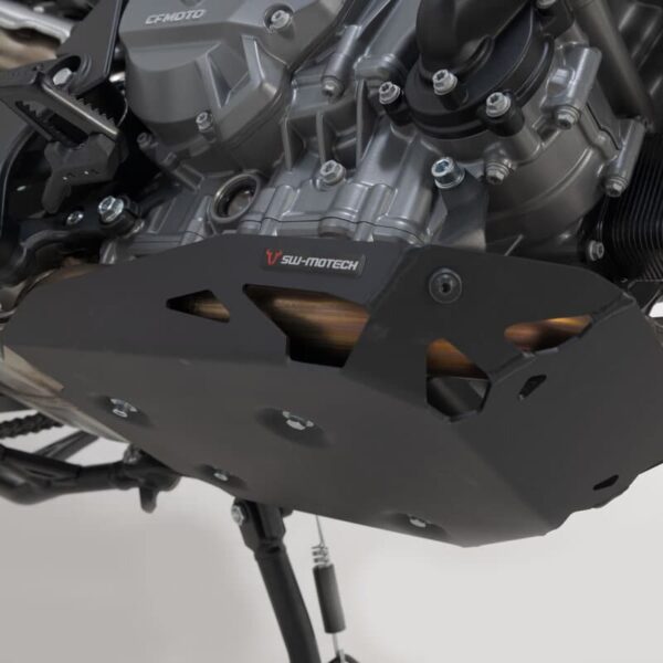 CF MOTO 800 MT  SW MOTECH - kryt motora