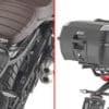 SYM ADX 125  zadný kufor GIVI B37 BLADE TECH + nosič - Image 7