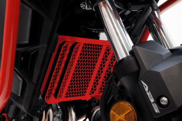 HONDA NX 500 Isotta kryt chladiča  farba - červená
