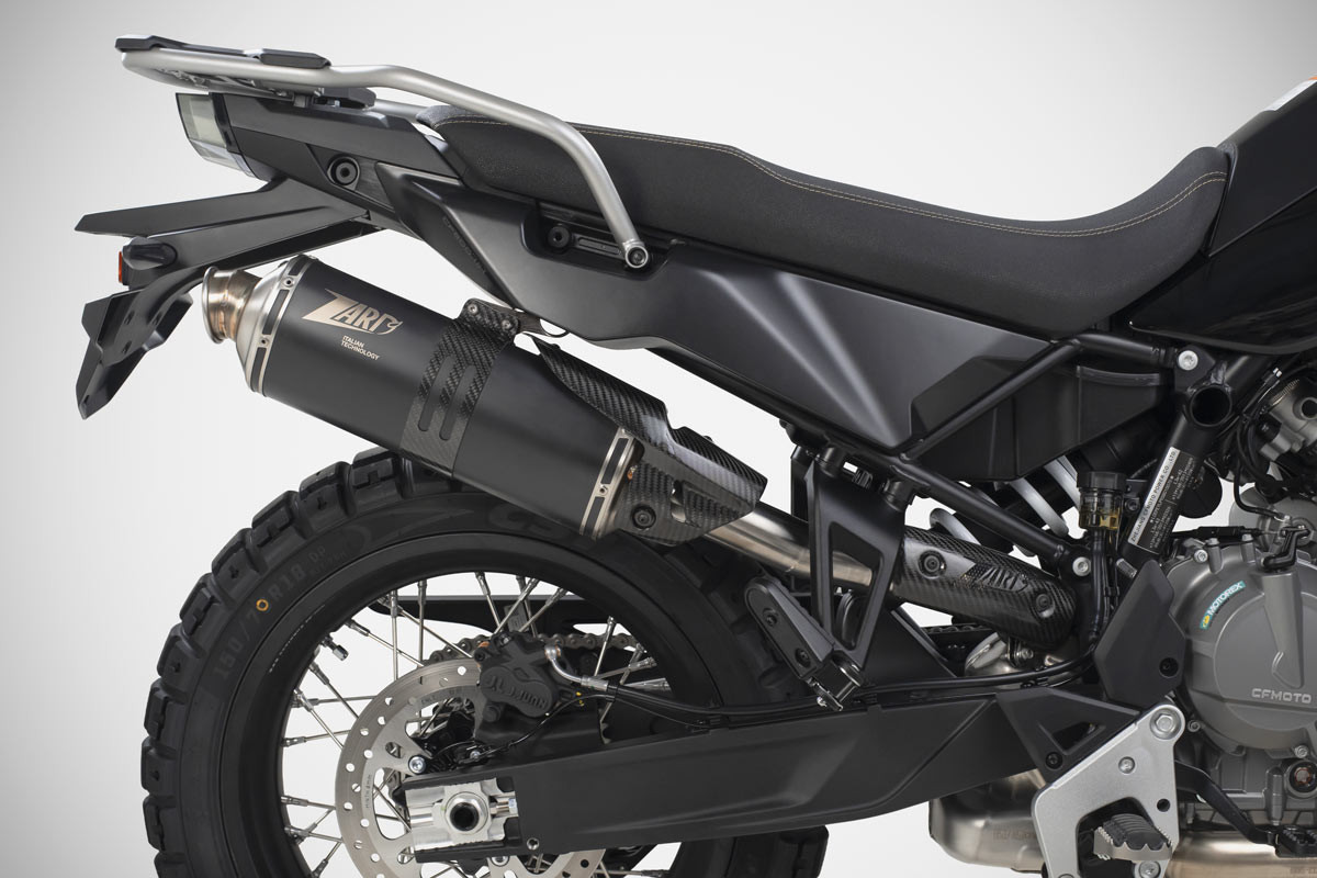 CF Moto 800MT-X | výfuk ZARD – Obrázok 3