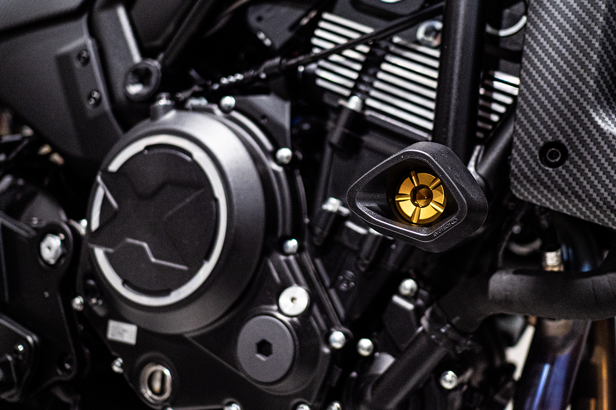 CF MOTO 700CL-X Sport Evotech padacie protektory – Obrázok 2