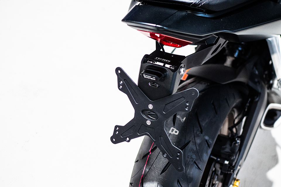 HONDA CB 650 R Evotech držiak ŠPZ – Obrázok 3