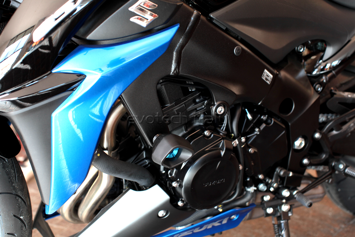SUZUKI GSX-S1000 Evotech padacie protektory – Obrázok 4