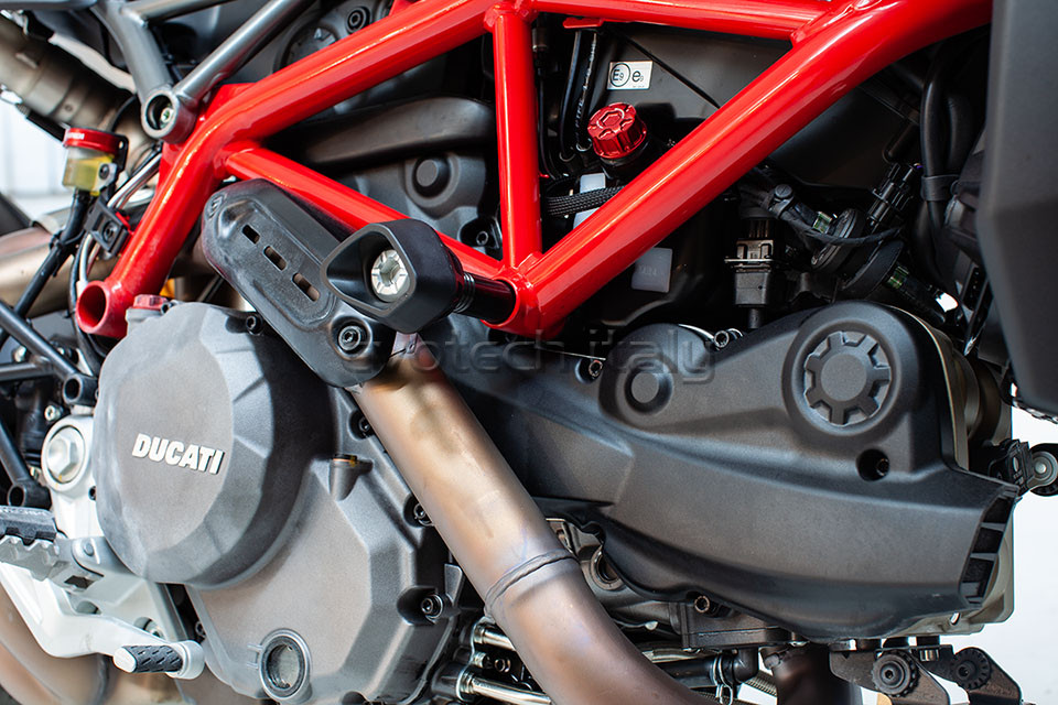 DUCATI Hypermotard 950 Evotech padacie protektory – Obrázok 2