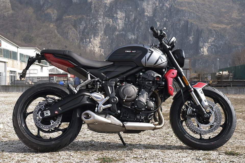 TRIUMPH TRIDENT 660 Evotech padacie protektory – Obrázok 5