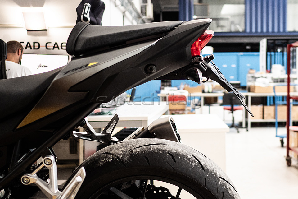 HONDA CB 500 HORNET Evotech držiak ŠPZ – Obrázok 2
