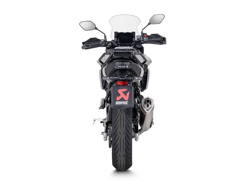 Suzuki SV-7GX Akrapovič výfuk S-S7SO3-HRT Slip-On Line (Titanium) – Obrázok 4