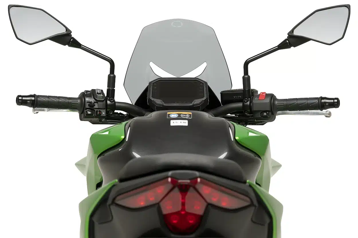KAWASAKI Z650S Puig plexi štít New Generation Touring 390 x 290mm – Obrázok 5